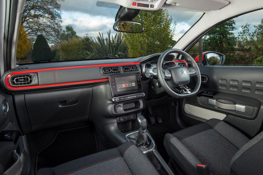 Интерьер Citroen C3 2016 года  (UK) (фото 21 из 28)